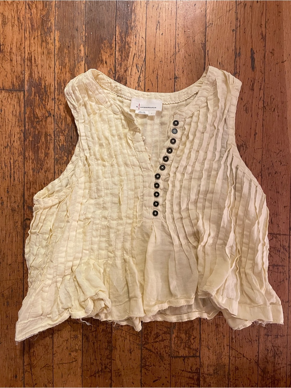Anthropologie butter yellow pleated linen sleeveless blouse